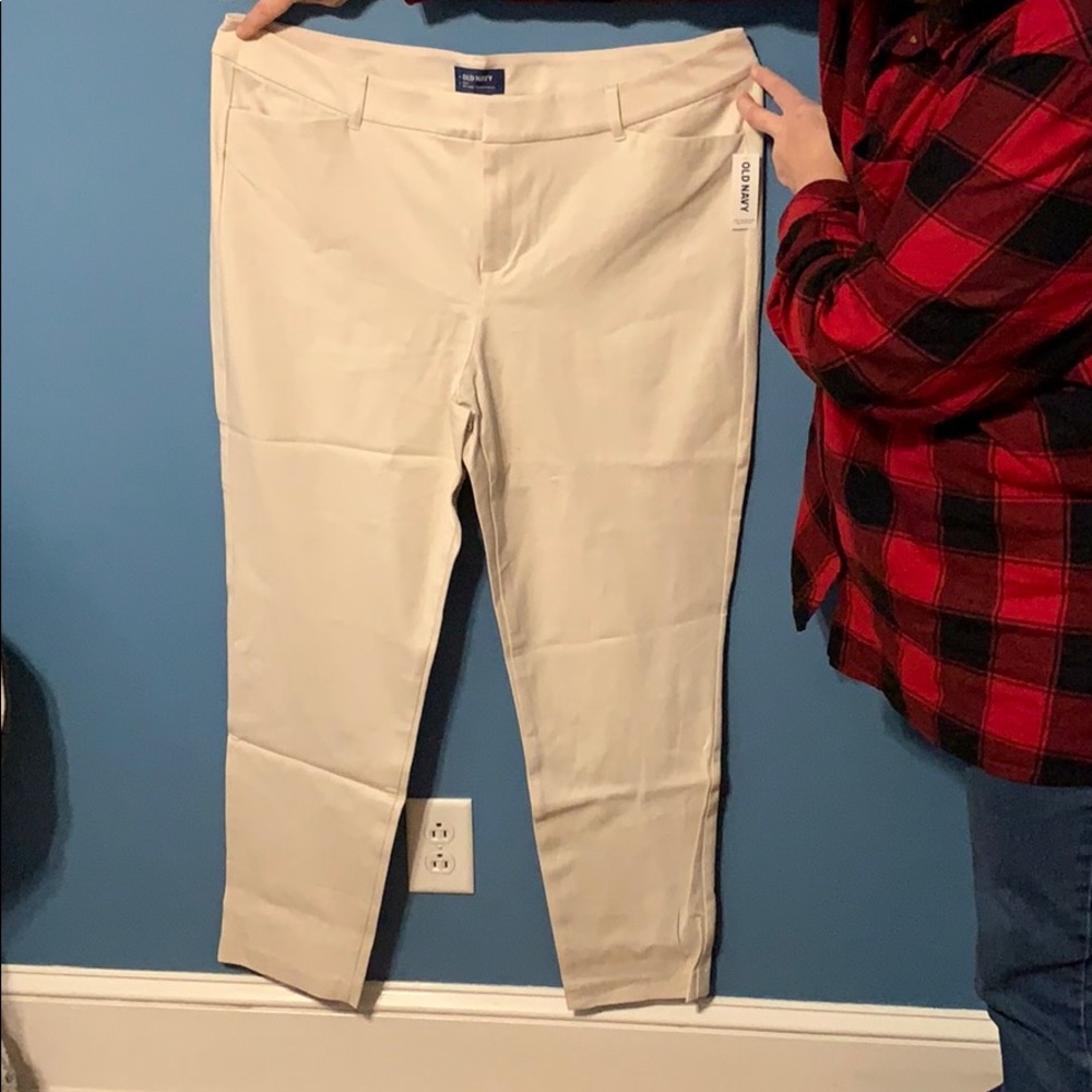 Old Navy Pixie Pant